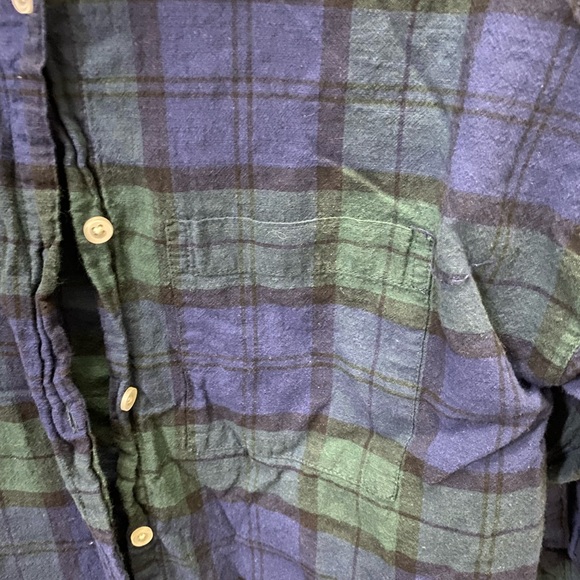 🔥🔥Women’s Old Navy Boy Friend button down shirt S - Picture 2 of 3